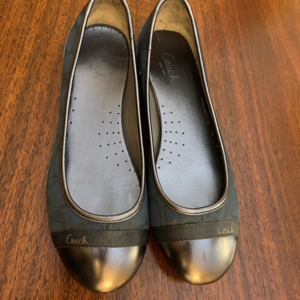 Coach logo ballet flats